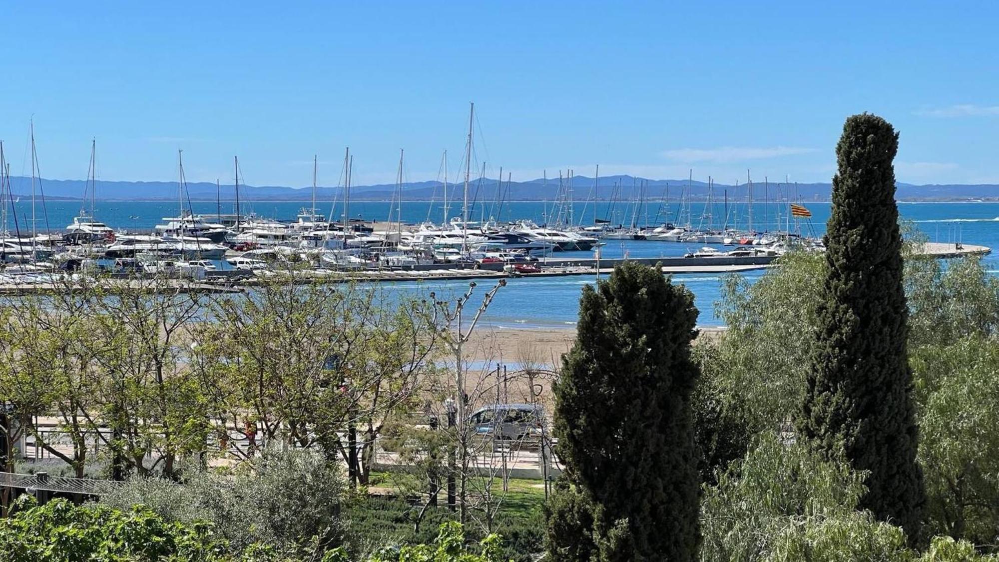 Apartamento Frente Al Mar Roses Dış mekan fotoğraf