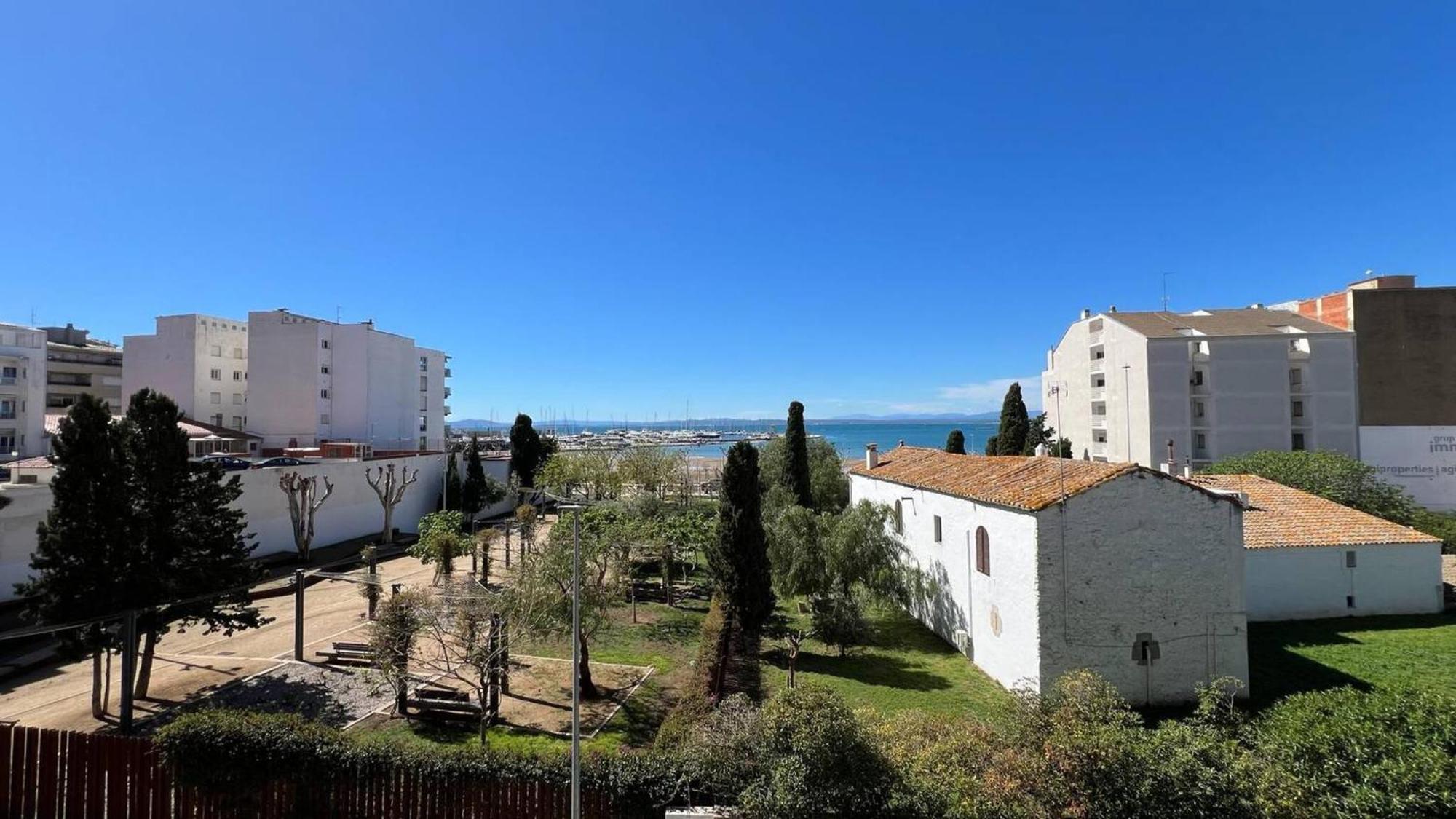 Apartamento Frente Al Mar Roses Dış mekan fotoğraf